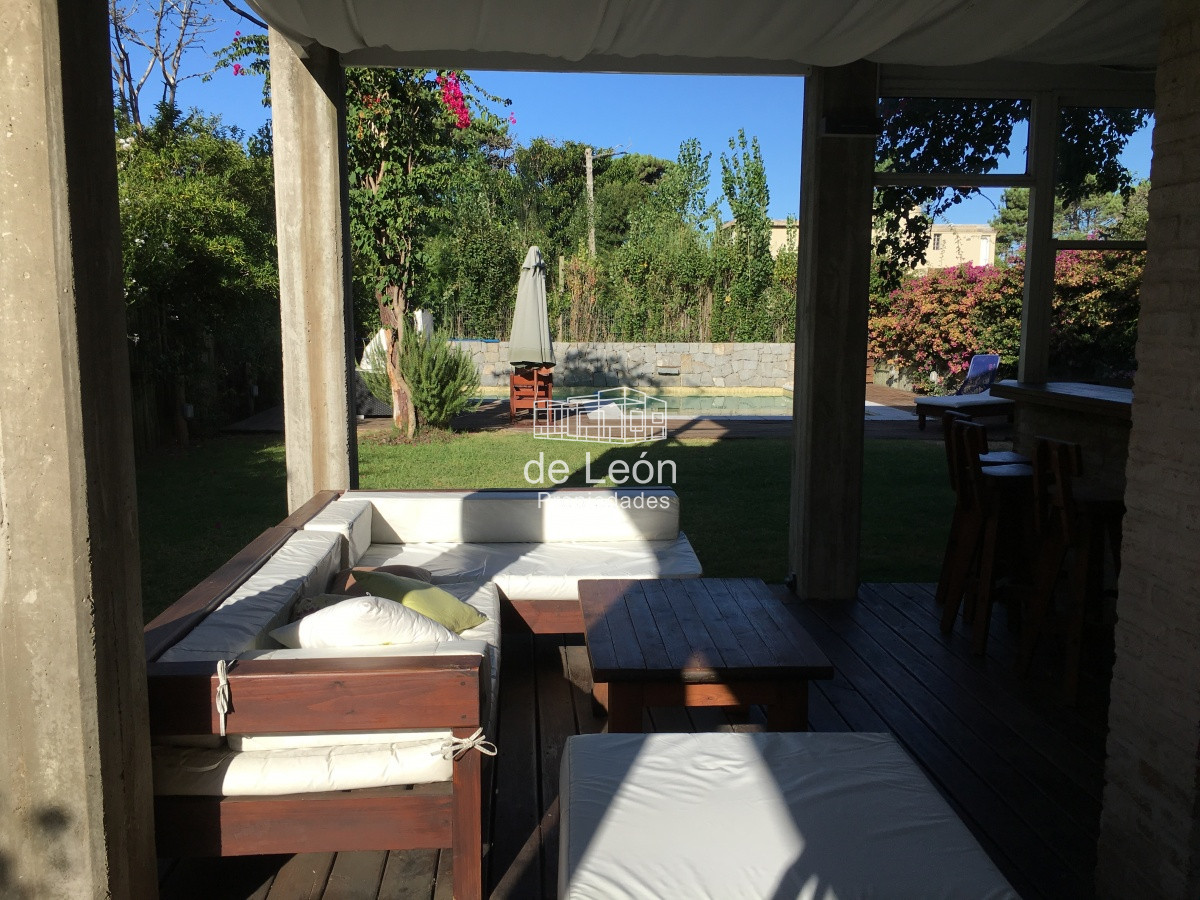 Casa ID.96 - Casa en Montoya de 3 dormitorios en suite y servicio, La Barra