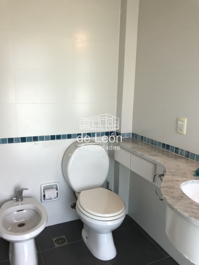 Casa ID.96 - Casa en Montoya de 3 dormitorios en suite y servicio, La Barra