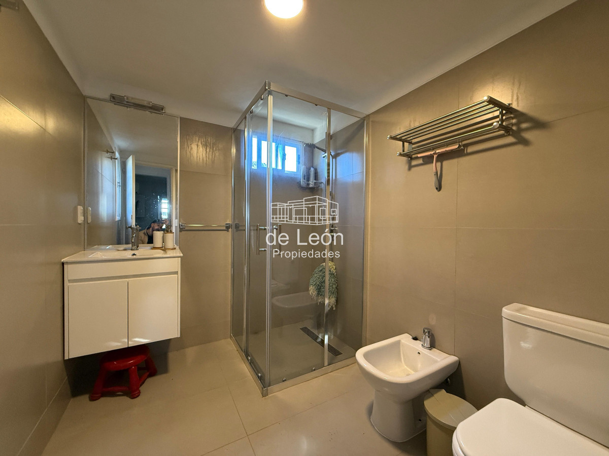 Casa ID.261 - Gran casa de 5 dormitorios + servicio en Montoya, La Barra