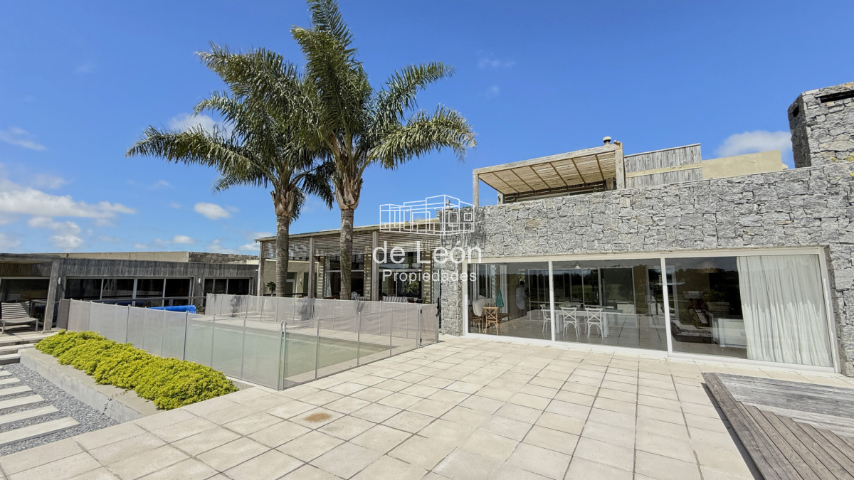 Casa ID.15338 - Casa de 5 dormitorios más servicio en Pueblo Mío, Manantiales