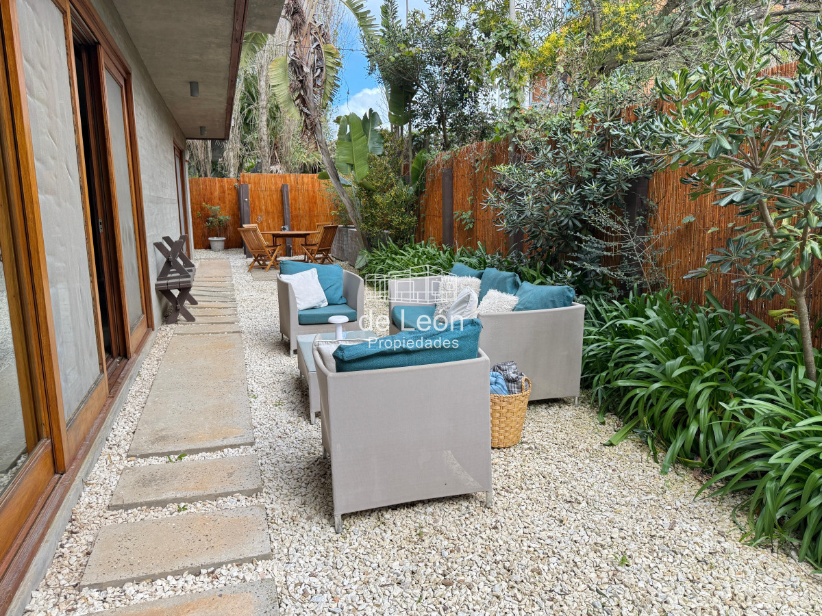 Casa ID.15302 - Importante casa de 4 dormitorios y servicio en El Chorro, La Barra