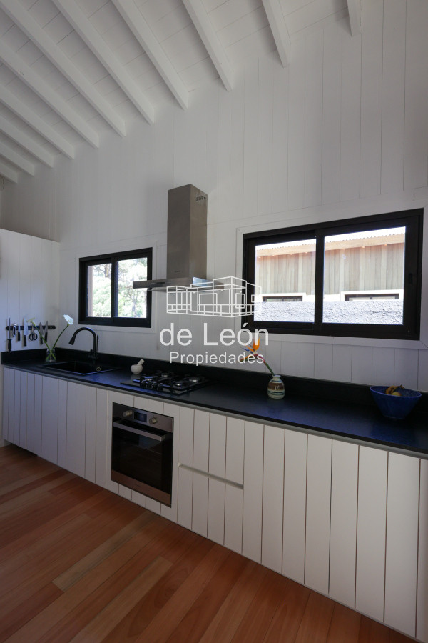 Casa ID.15135 - Hermosa casa en alquiler de 2 dormitorios en el bosque de La Barra