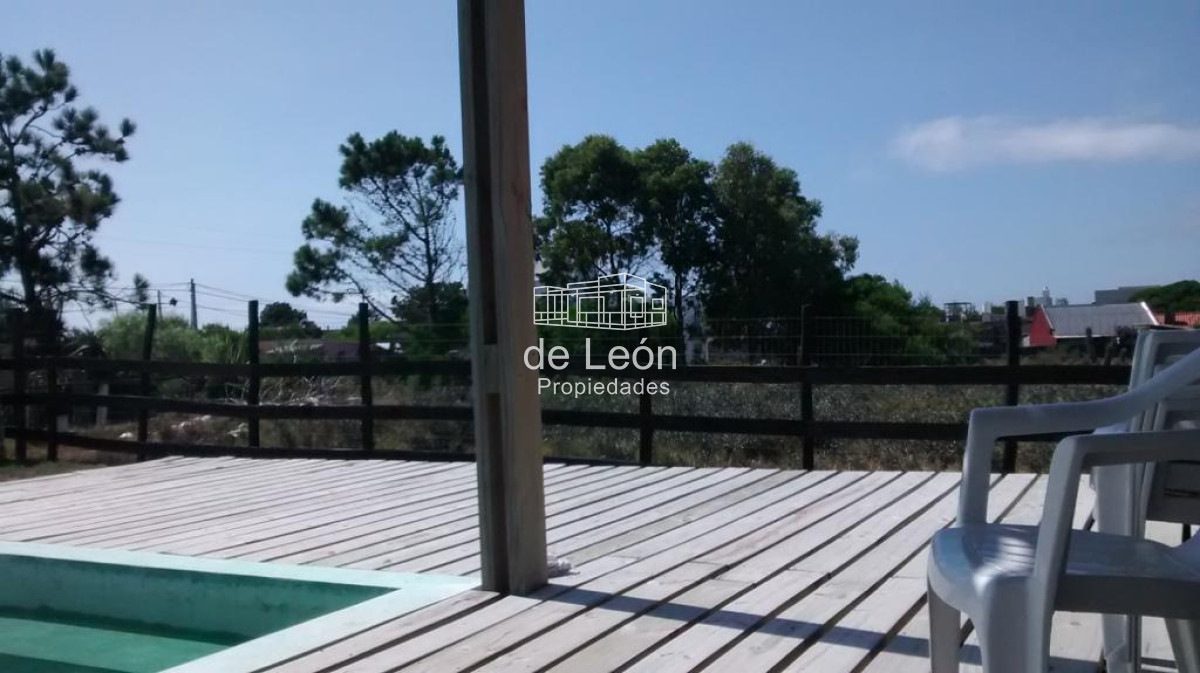 Casa ID.14756 - Se Vende casa de 4 dormitorios en Balneario Buenos Aires