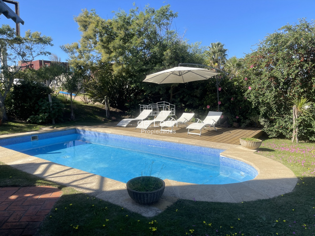 Casa ID.25 - Casa ideal para disfrutar las vacaciones, 4 dormitorios, en Montoya