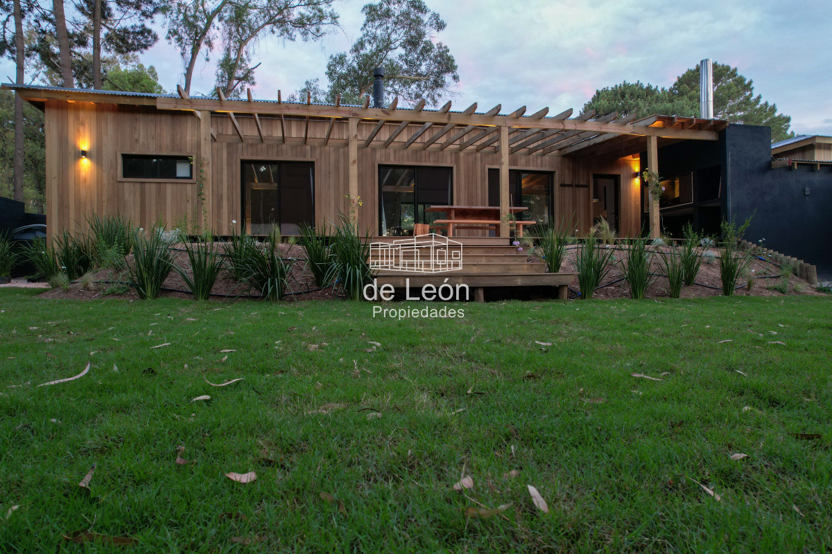 Casa ID.15135 - Hermosa casa en alquiler de 2 dormitorios en el bosque de La Barra
