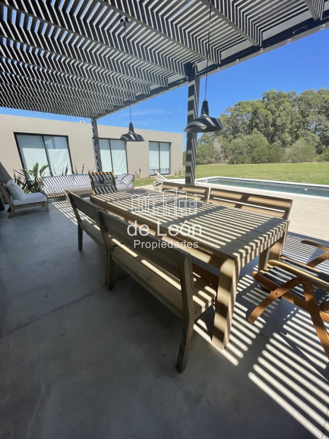 Casa ID.14841 - Casa en Pueblo Mío 4 dormitorios, piscina