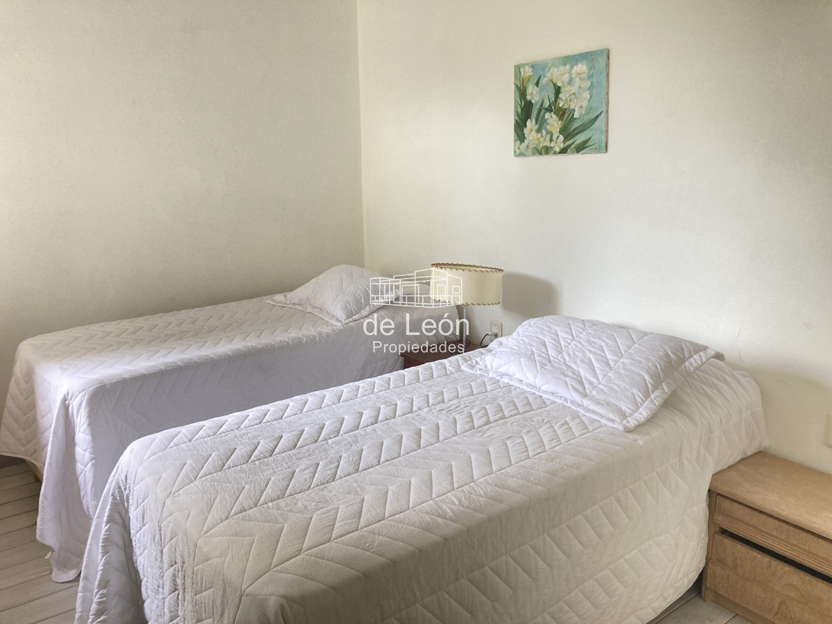 Casa ID.84 - Casa de 6 dormitorios en Montoya, La Barra