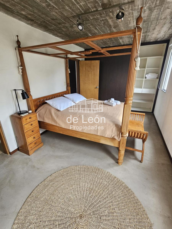 Casa ID.103 - Casa de 3 dormitorios y servicio en Montoya, La Barra