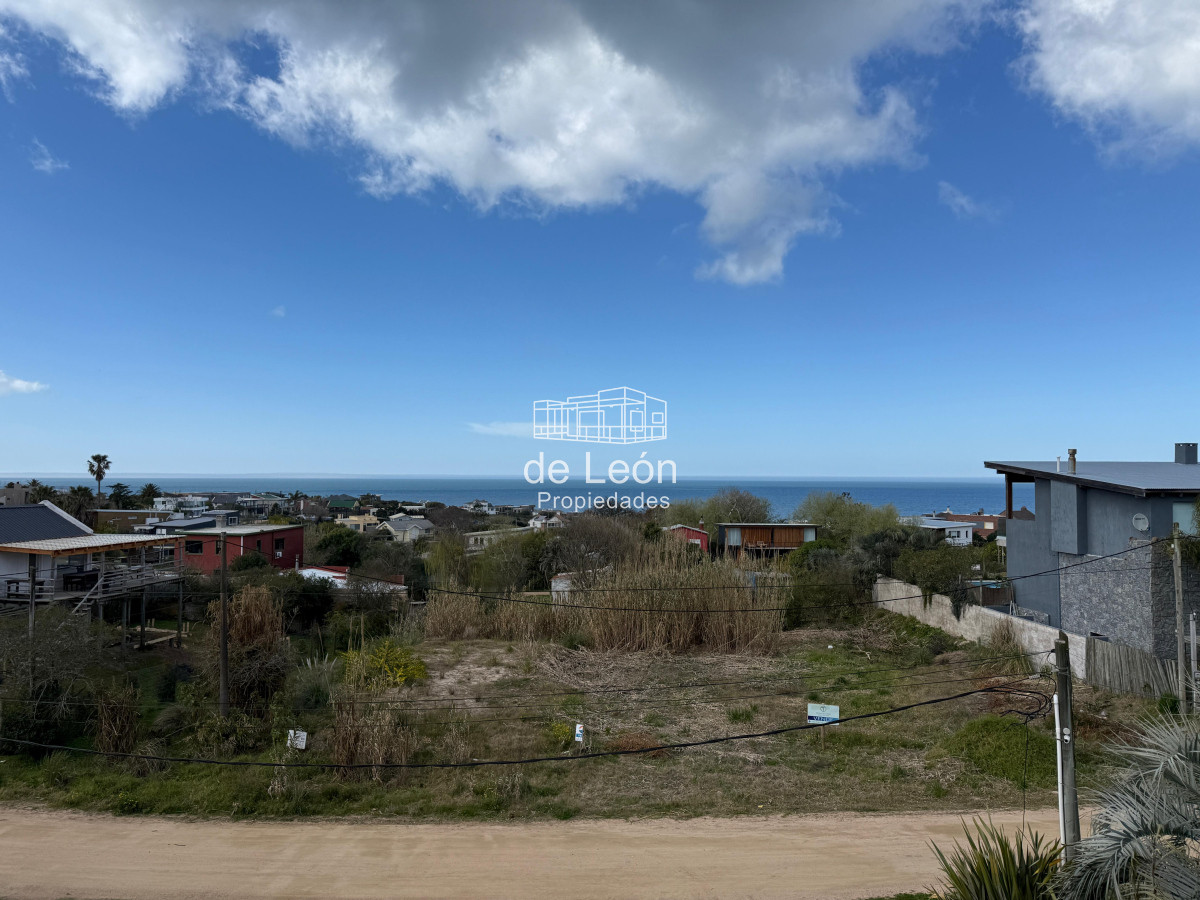 Casa ID.15302 - Importante casa de 4 dormitorios y servicio en El Chorro, La Barra