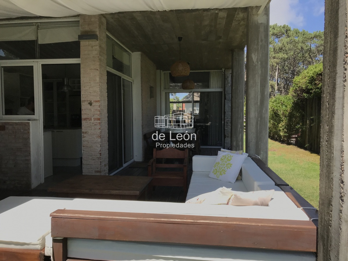 Casa ID.96 - Casa en Montoya de 3 dormitorios en suite y servicio, La Barra