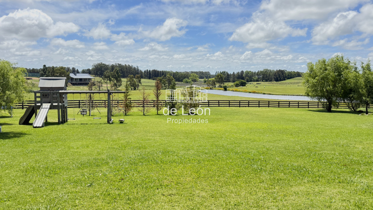 Casa ID.15338 - Casa de 5 dormitorios más servicio en Pueblo Mío, Manantiales