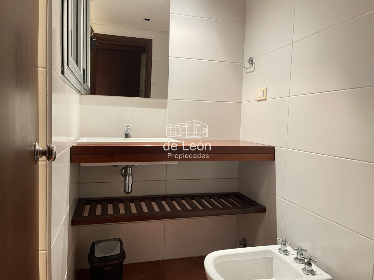 Casa ID.14822 - Casa en venta 4 dormitorios en Montoya