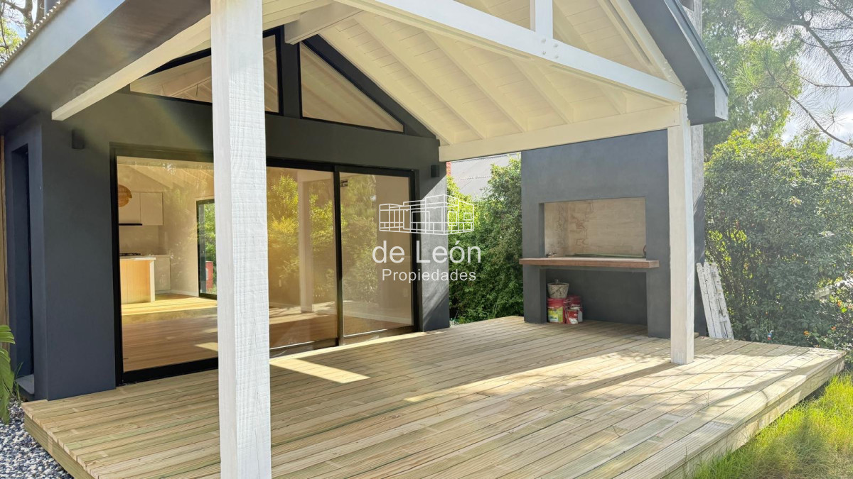 Casa ID.15205 - Casa en venta de 3 dormitorios y 2 baños