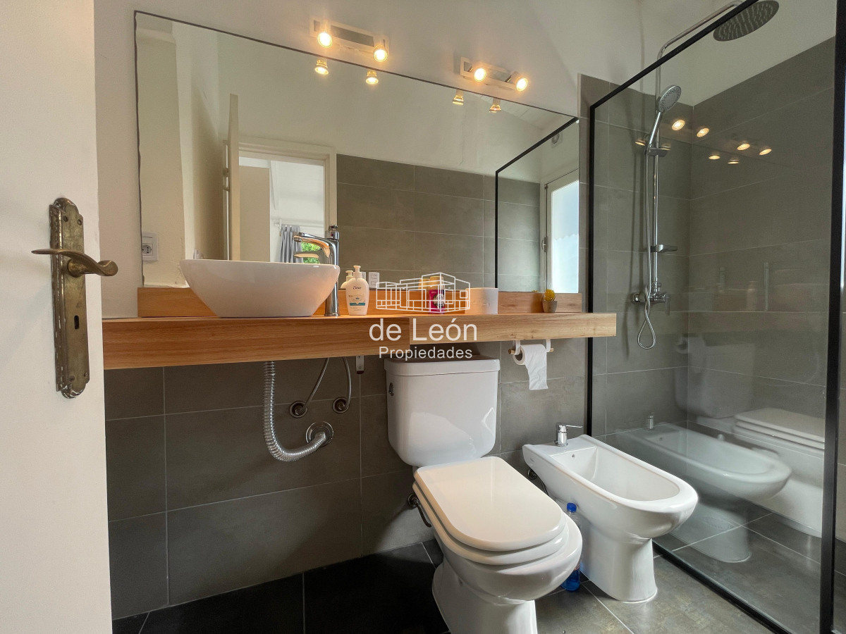 Casa ID.14 - Casa de 3 dormitorios en suite y servicio, piscina