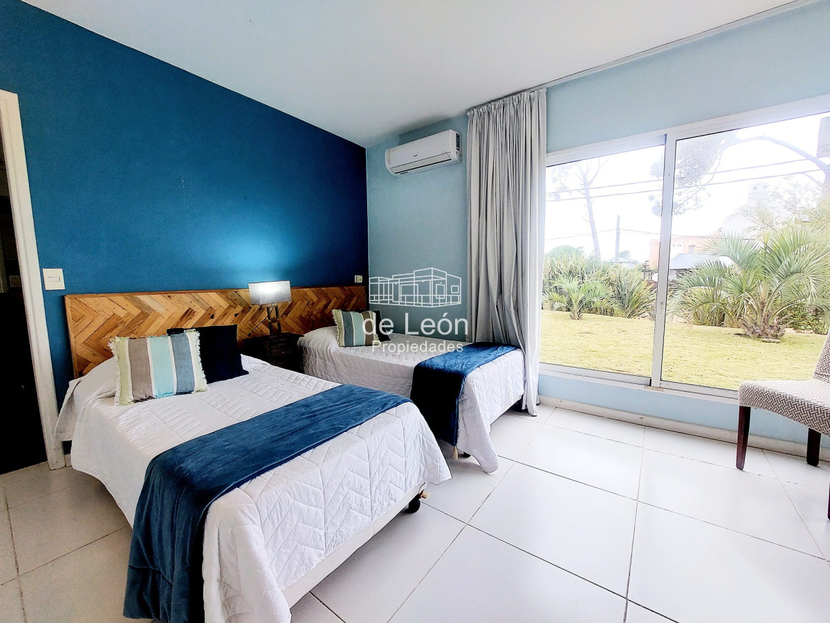 Casa ID.554 - Casa de 6 dormitorios y servicio en Montoya, La Barra