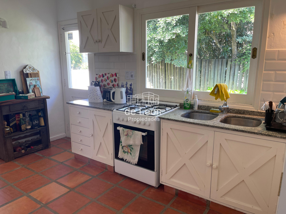 Casa ID.14 - Casa de 3 dormitorios en suite y servicio, piscina