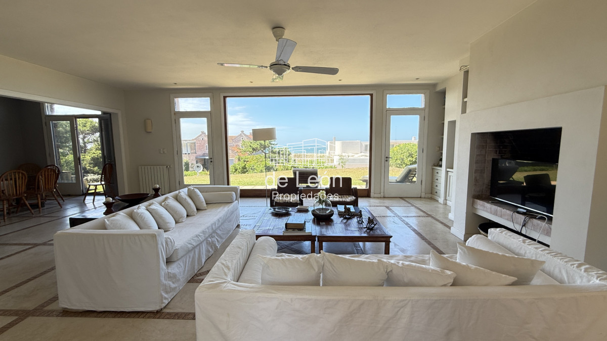 Casa ID.149 - Casa en La Barra, Laguna Blanca