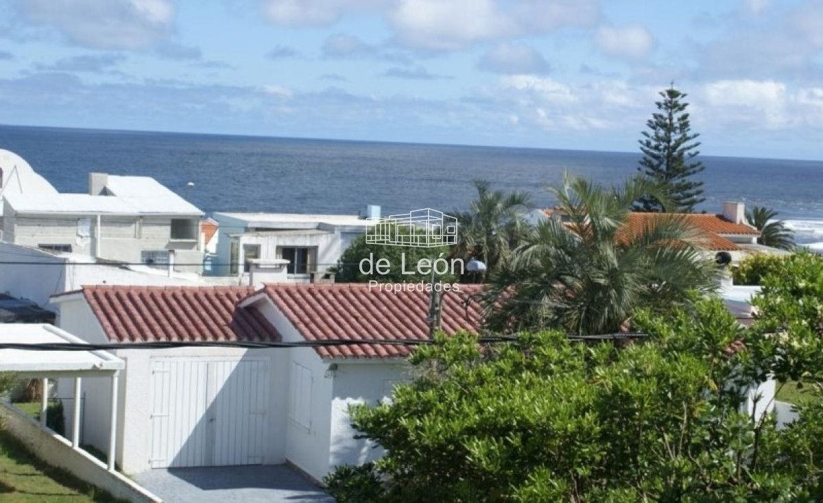 Casa ID.14869 - Amplia casa en La Barra