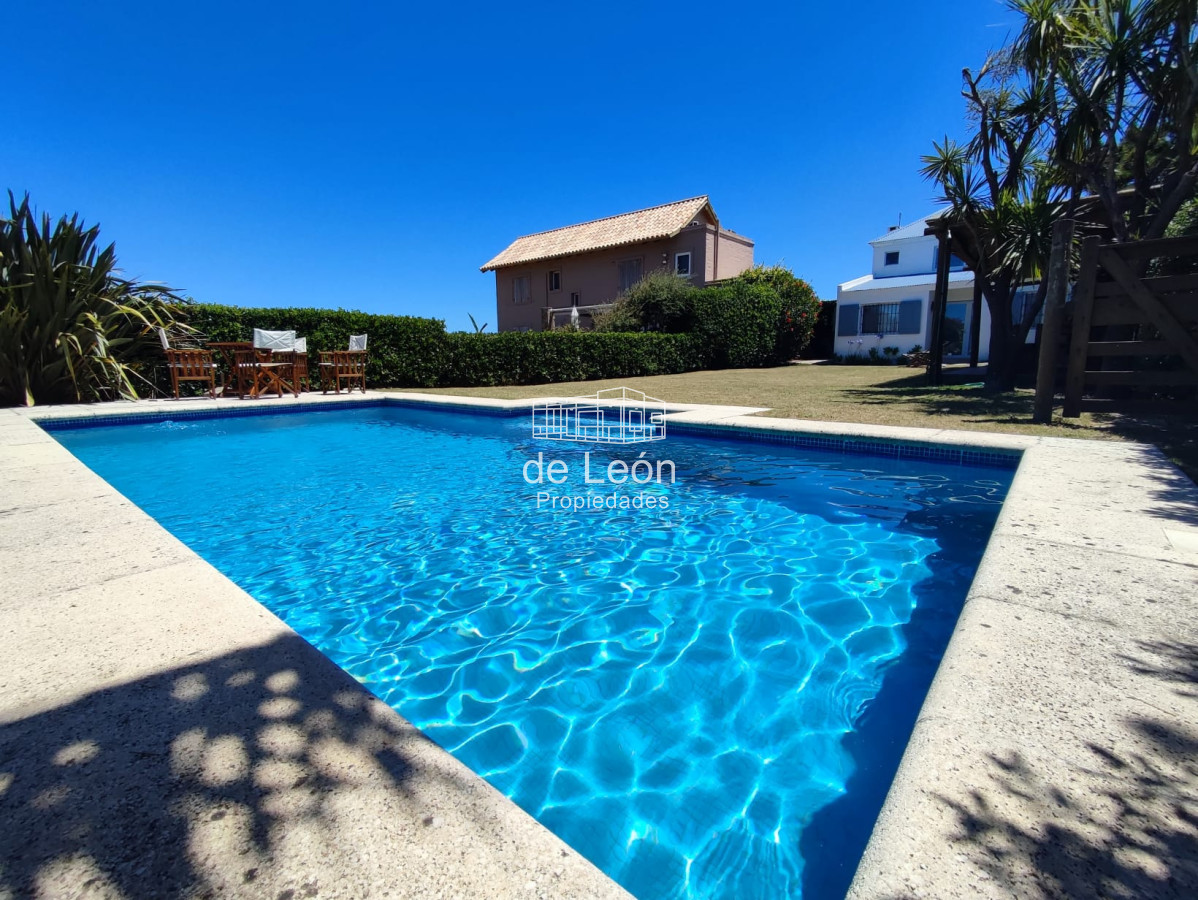 Casa ID.615 - Casa de 3 dormitorios, a 100mts del mar, en Montoya, La Barra