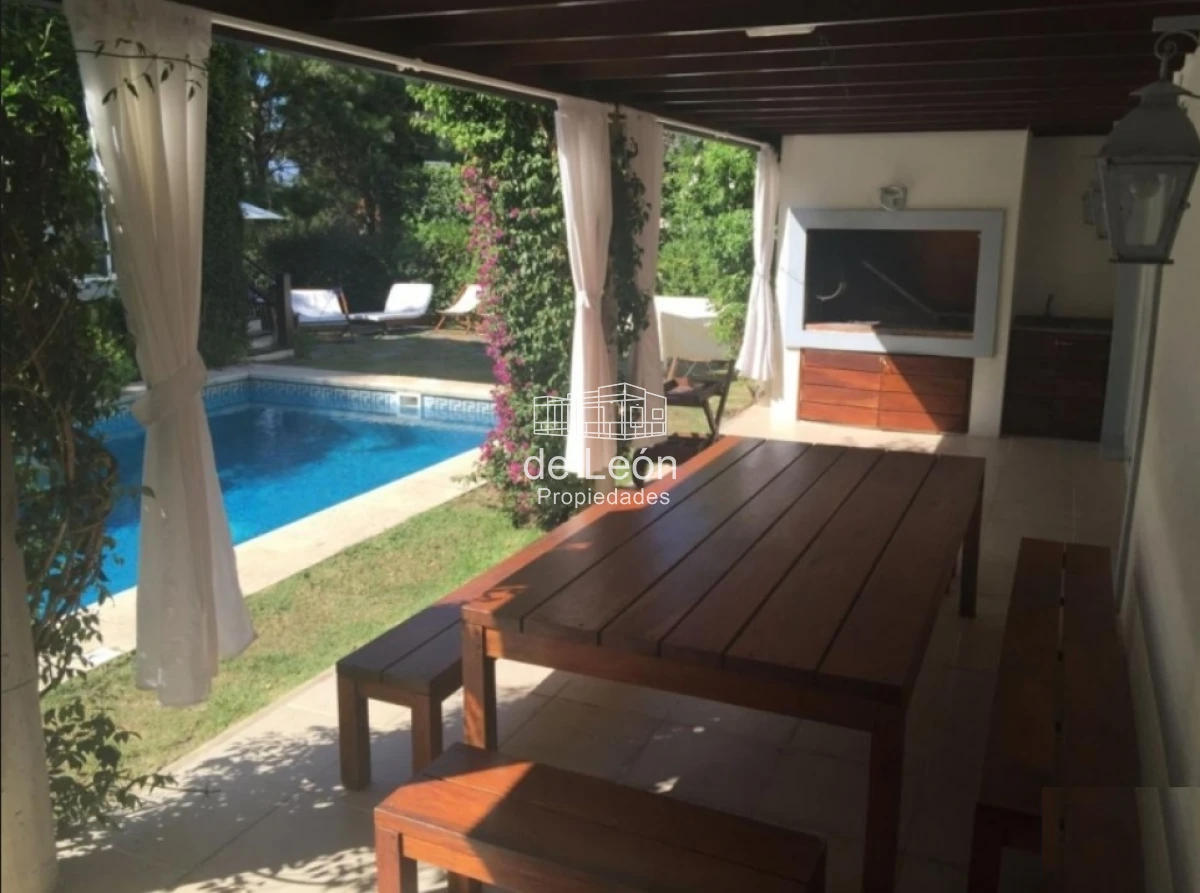 Casa ID.123 - Casa en La Barra, La Barra