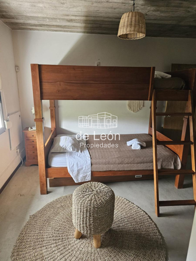 Casa ID.103 - Casa de 3 dormitorios y servicio en Montoya, La Barra