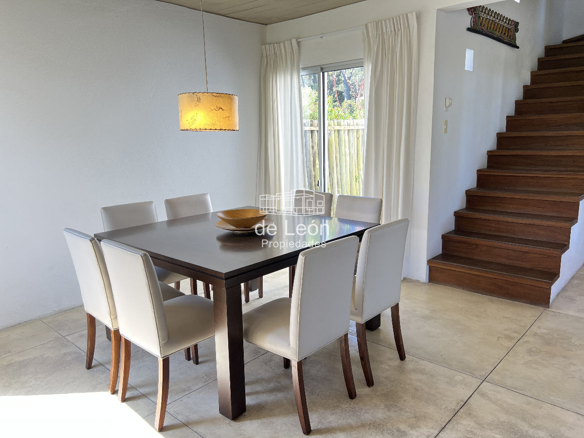 Casa ID.107 - Muy buena casa en Montoya a 200mts del mar, moderna, cómoda, piscina