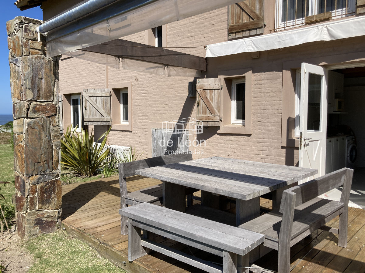 Casa ID.1084 - Amplia casa de 3 dormitorios en suite en segunda linea Montoya, La Bara