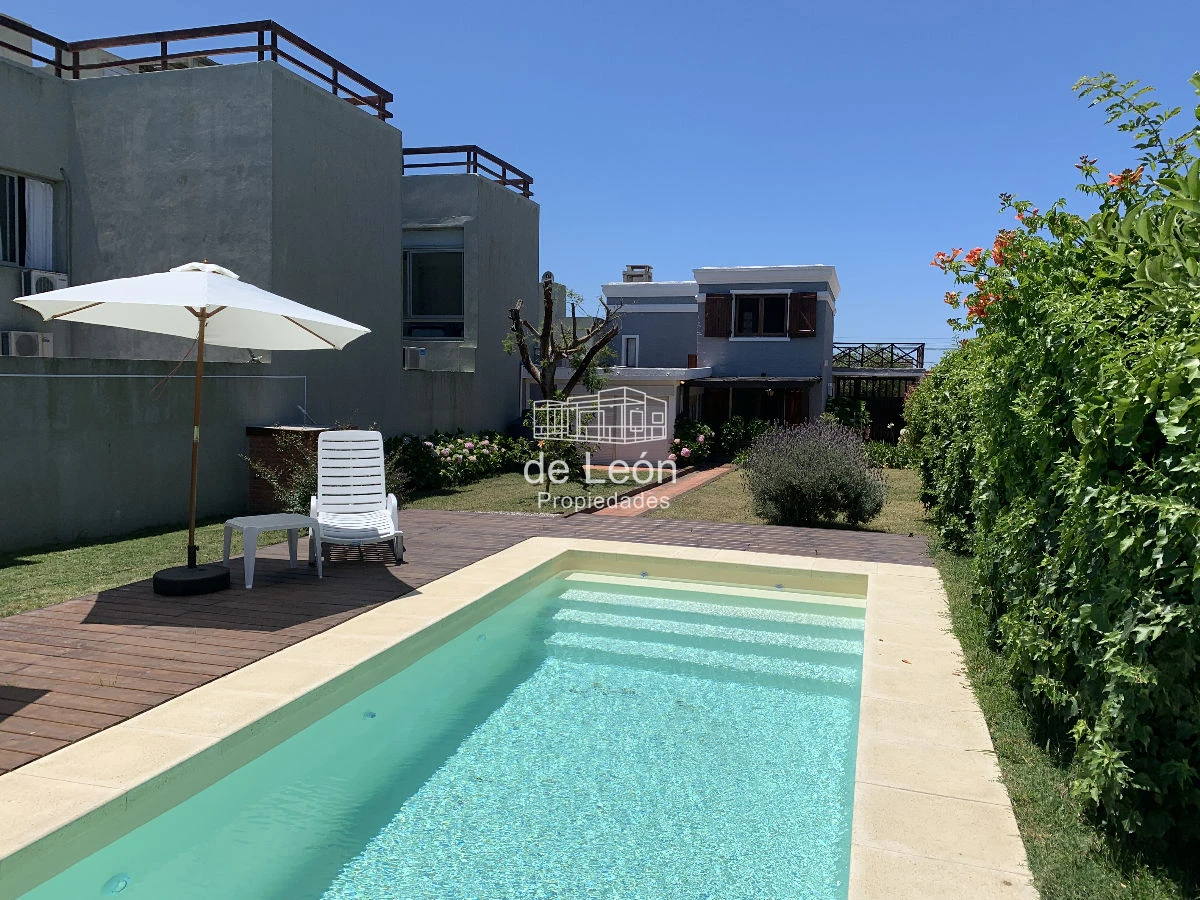Casa ID.1111 - Casa en Manantiales 