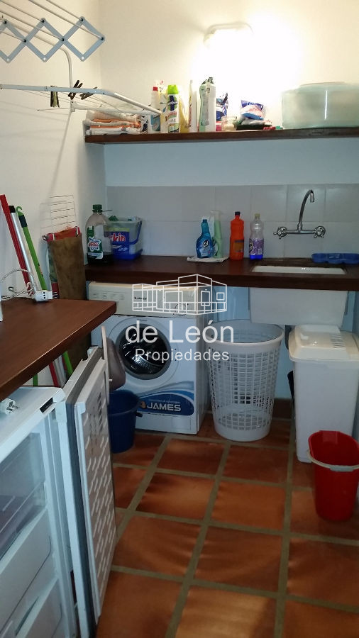 Casa ID.114 - Casa de 6 dormitorios en venta en Montoya, La Barra