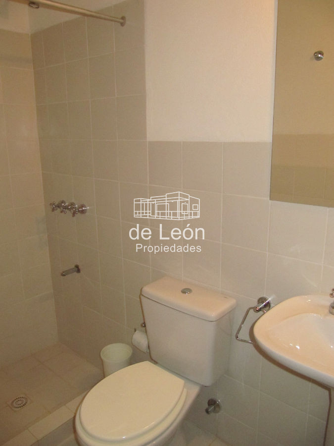 Casa ID.114 - Casa de 6 dormitorios en venta en Montoya, La Barra