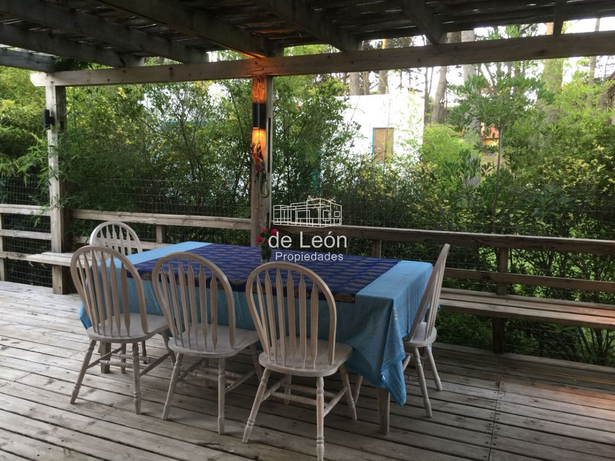 Casa ID.14 - Casa de 3 dormitorios en suite y servicio, piscina