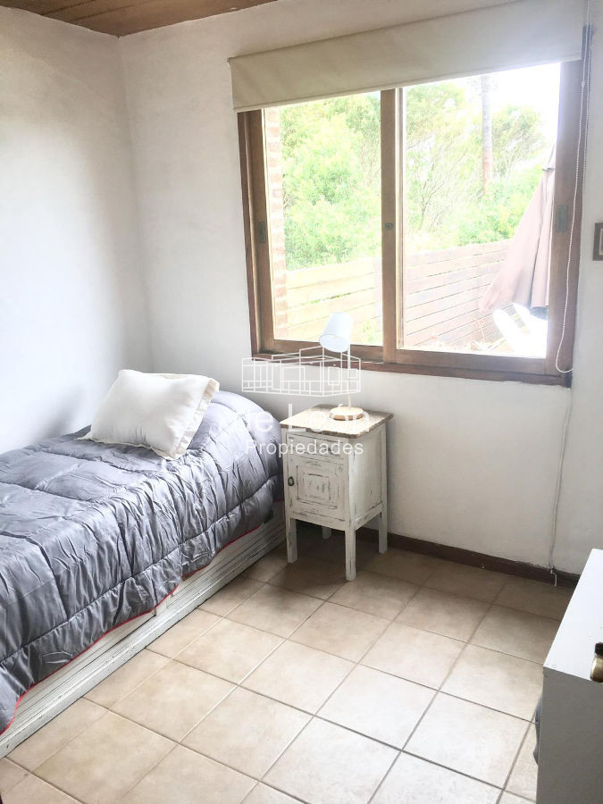 Casa ID.187 - Venta & Alquiler Temporal Casa 3 Dormitorios con piscina en Montoya, La Barra