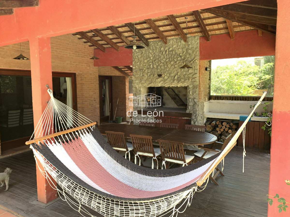Casa ID.192 - Se alquila espectacular casa por temporada