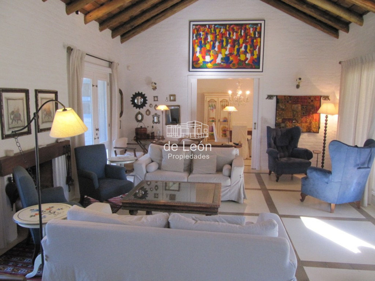 Casa ID.39 - Gran Casa en La Barra