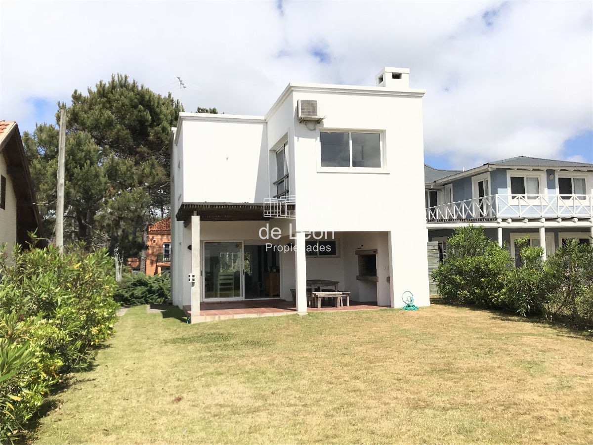 Casa ID.668 - Moderna casa en Montoya con amplia capacidad para temporada