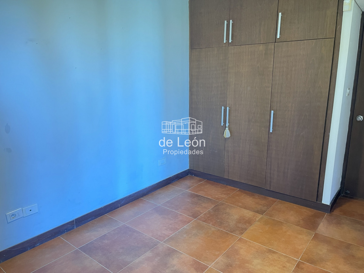 Casa ID.14822 - Casa en venta 4 dormitorios en Montoya