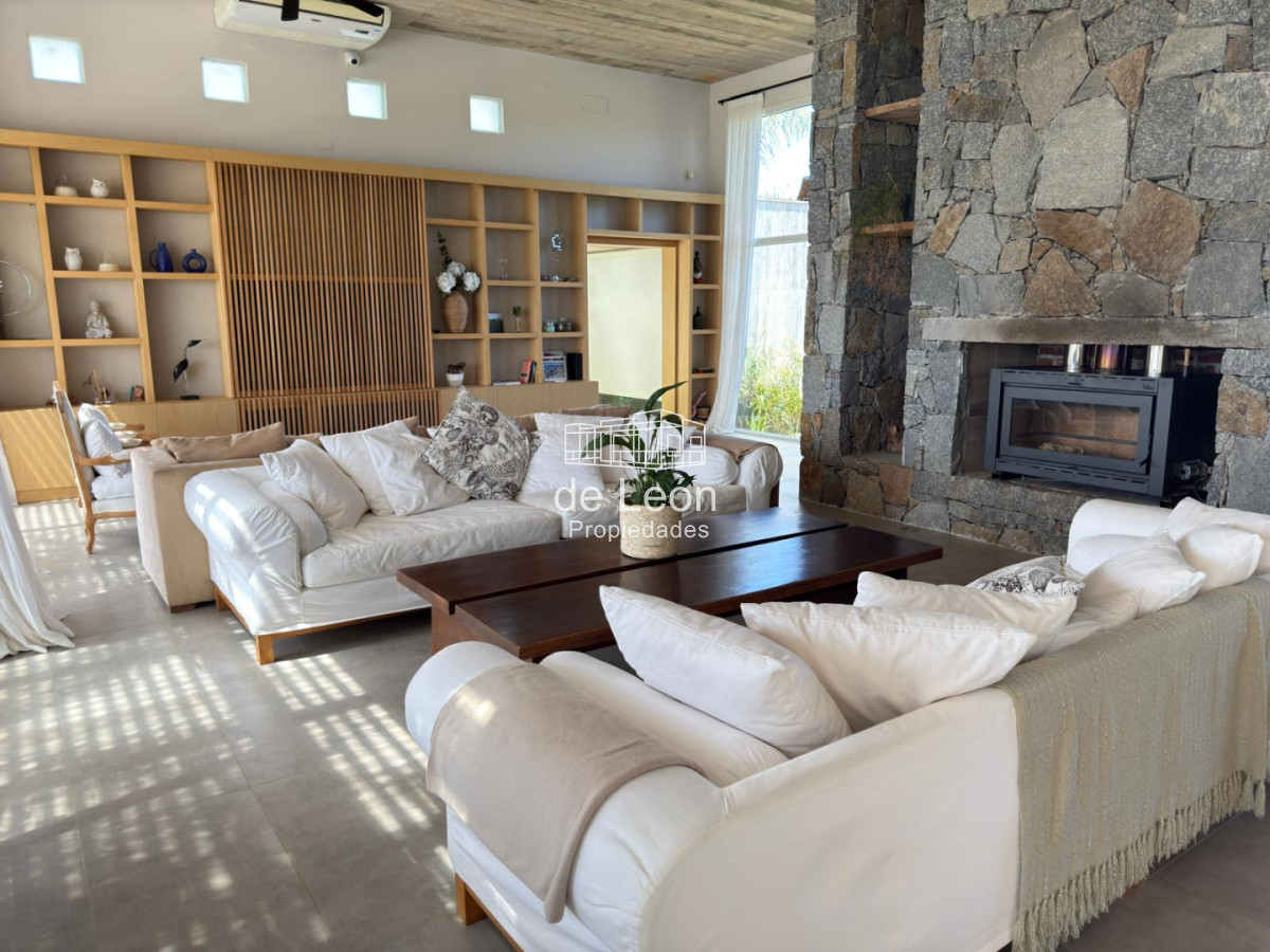 Casa ID.15338 - Casa de 5 dormitorios más servicio en Pueblo Mío, Manantiales