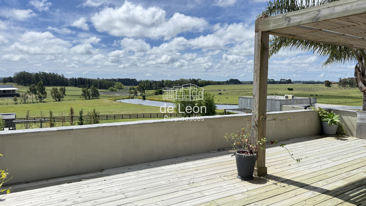 Casa ID.15338 - Casa de 5 dormitorios más servicio en Pueblo Mío, Manantiales