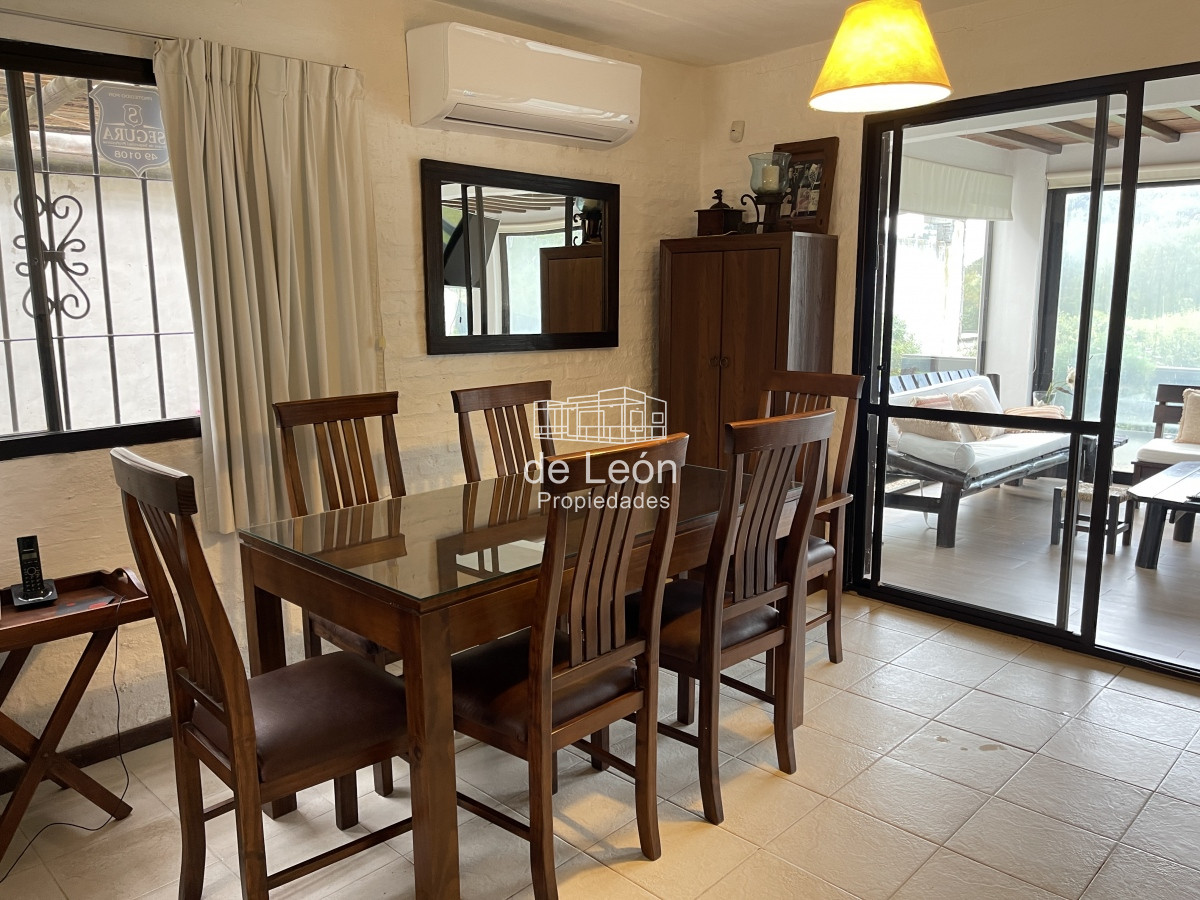 Casa ID.105 - Casa en Montoya La Barra 3 dormitorios 2 baños, muy buen entorno