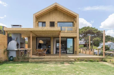 Moderna casa en Montoya