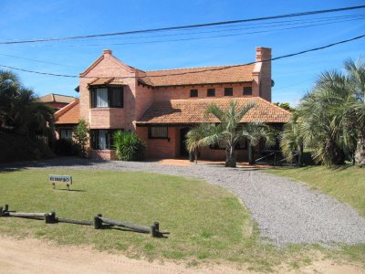 Casa en La Barra, Montoya