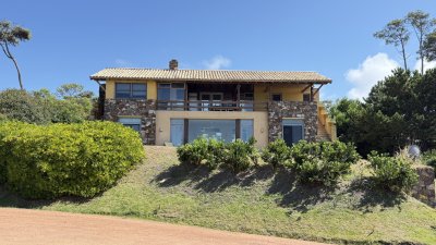 Casa en Laguna Blanca