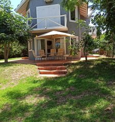 Oportunidad Casa en venta en El Chorro, 5 dormitorios en suite + dependencia con baño