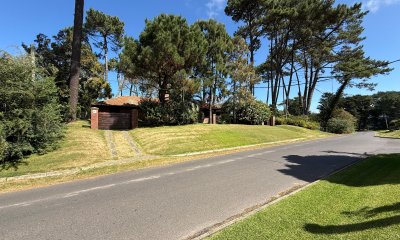 Casa de 3 dormitorios en zona colegios, Punta Del Este