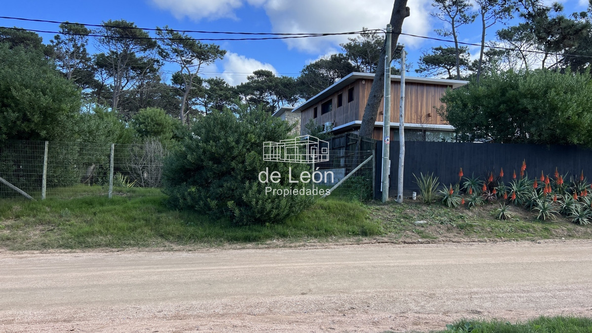 Terreno ID.14834 - Hermoso terreno en Montoya La Barra, excelente entorno de casas, a 2 cuadras del mar