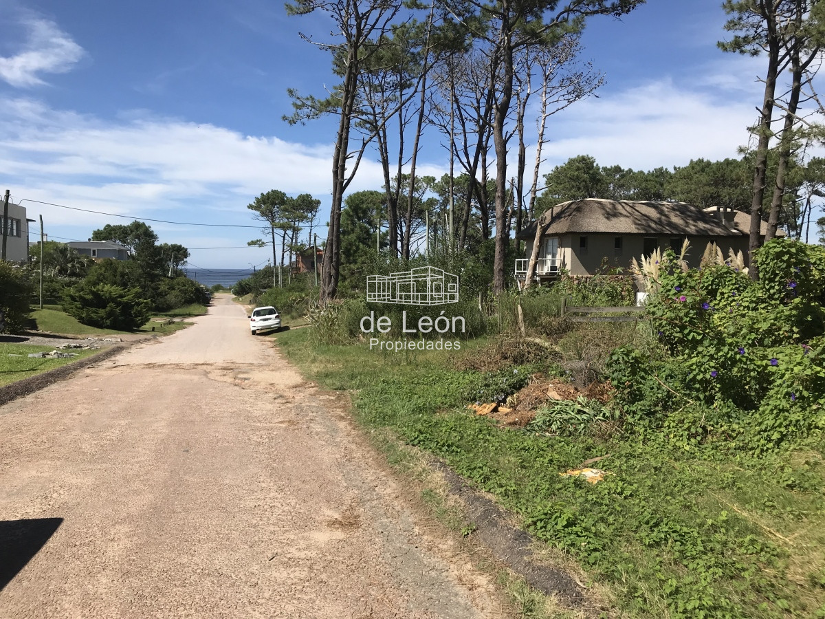 Terreno ID.555 - Buen lote en venta en Montoya, La Barra