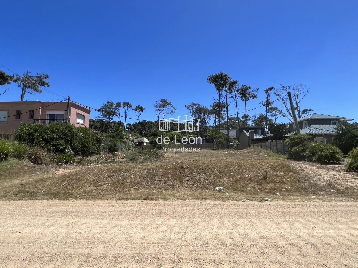 Terreno ID.1422 - Lote próximo a la playa en Montoya, La Barra