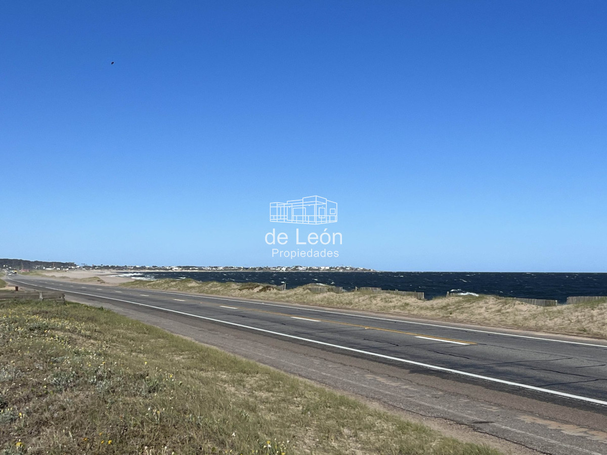 Terreno ID.15213 - Se vende terreno en Santa Monica 1500m2