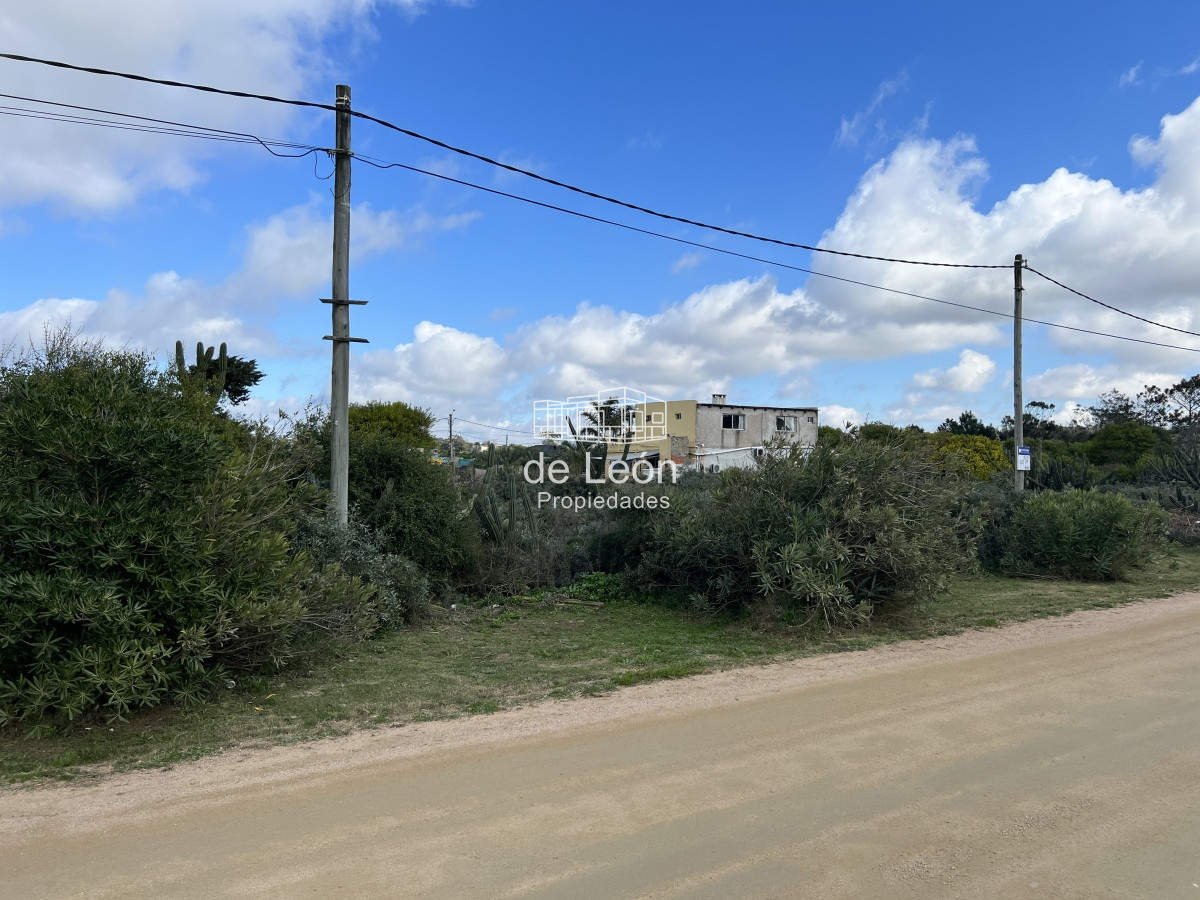 Terreno ID.933 - Lote en Balneario Buenos Aires sobre calle 17, a 200mts de Ruta 10 y de la playa.