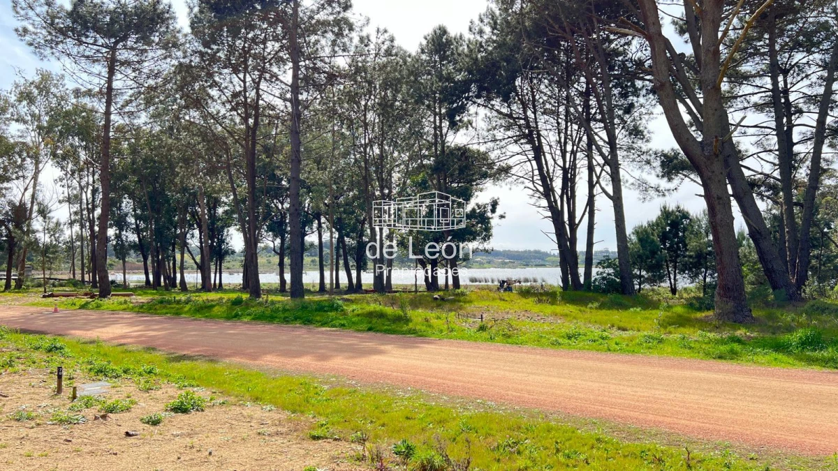 Terreno ID.15128 - Excelente lote sobre la laguna en Reserva Montoya, La Barra